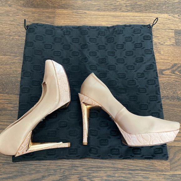 Herve Leger Platform Heels, Size 39.5 - Picture 4 of 4
